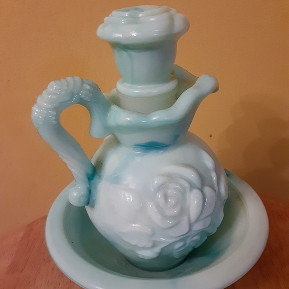 Avon Other - VINTAGE AVON MILK GLASS PITCHER & BOWL SET 1986 Avon Other - VINTAGE AVON MILK GLASS PITCHER & BOWL SET 1986